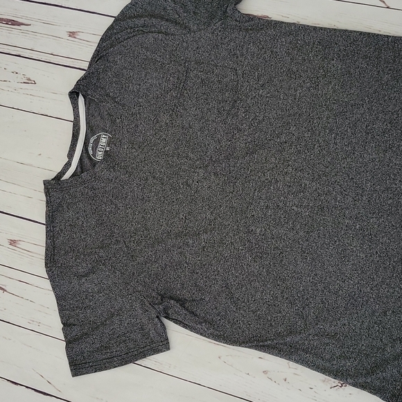 Short sleeve tee - Picture 2 of 8